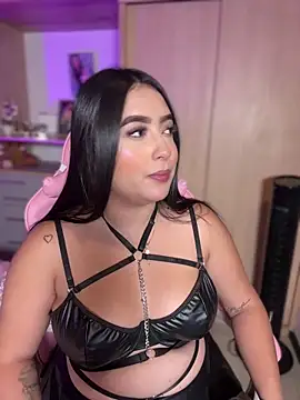 Emiily Moore1 online show from January 2026 11:47:02 PM