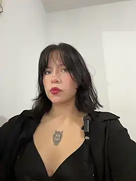 aliciia 23 online show from November 2025 11:08:02 PM