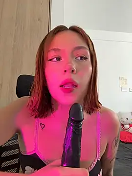 aliciia 23 online show from April 2026 10:15:01 PM