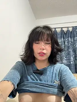 aliciia 23 online show from November 2025 03:18:01 AM