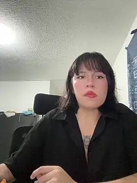 Snapshot of aliciia_23 chatting on October 2025 03:32:01 AM aliciia 23 online show from October 2025 03:32:01 AM