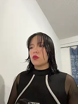 aliciia 23 online show from November 2025 12:27:01 AM