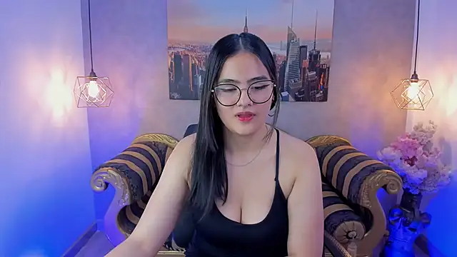 Snapshot of Laura_janne chatting on October 2025 01:26:02 PM Laura janne online show from October 2025 01:26:02 PM
