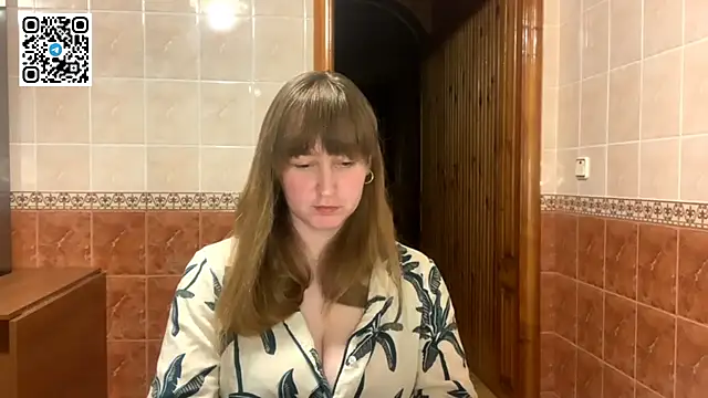 Snapshot of MaroonMoon_ chatting on November 2025 08:58:01 PM MaroonMoon online show from November 2025 08:58:01 PM