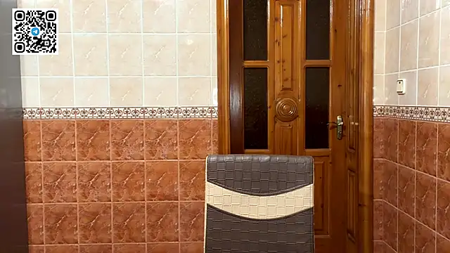 MaroonMoon  online show from February 2026 08:52:02 PM