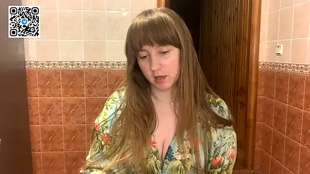 Snapshot of MaroonMoon_ chatting on September 2025 07:24:02 PM MaroonMoon online show from September 2025 07:24:02 PM