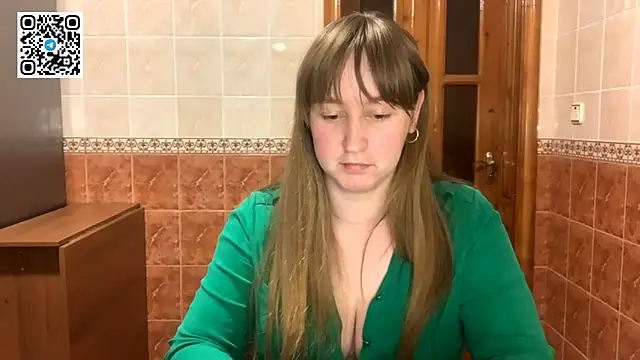 Snapshot of MaroonMoon_ chatting on October 2025 07:25:02 PM MaroonMoon online show from October 2025 07:25:02 PM