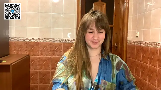 Snapshot of MaroonMoon_ chatting on October 2025 07:48:02 PM MaroonMoon online show from October 2025 07:48:02 PM