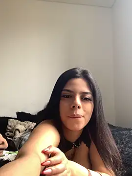 Channel Garcia ch1 online show from February 2026 06:49:01 PM