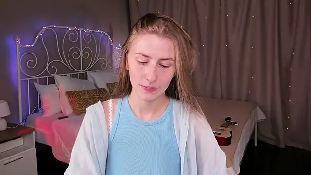 VesperaCeleste online show from September 2025 03:42:02 AM