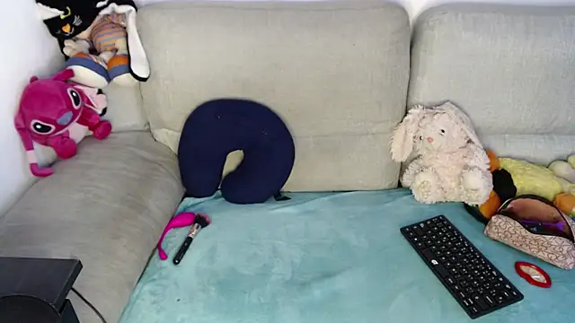 Raycatt1 online show from November 2025 01:59:02 PM