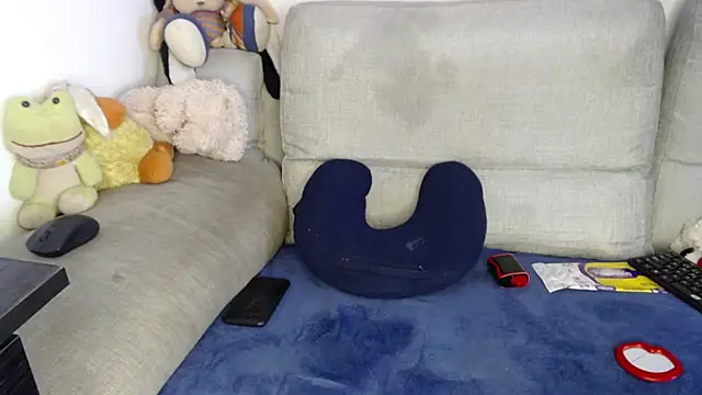 Snapshot of Raycatt1 chatting on January 2026 07:08:01 PM Raycatt1 online show from January 2026 07:08:01 PM