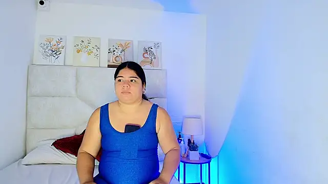 Snapshot of elizawiliamst chatting on April 2026 01:18:02 PM elizawiliamst online show from April 2026 01:18:02 PM