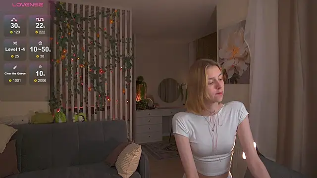 Snapshot of sofiapurex chatting on November 2025 09:08:01 PM sofiapurex online show from November 2025 09:08:01 PM