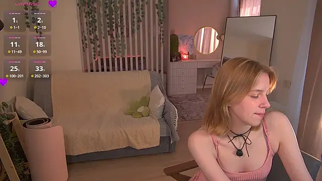Snapshot of sofiapurex chatting on April 2026 02:03:02 AM sofiapurex online show from April 2026 02:03:02 AM