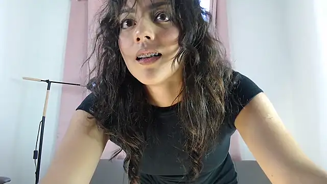 WendySuns  online show from September 2025 09:04:01 PM