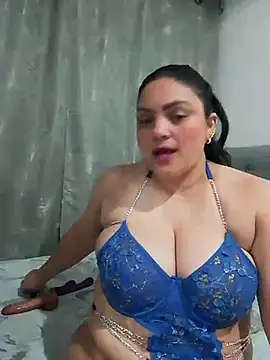 tiffany Johnson1 online show from October 2025 01:08:01 AM