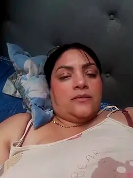 tiffany Johnson1 online show from April 2026 06:26:01 PM