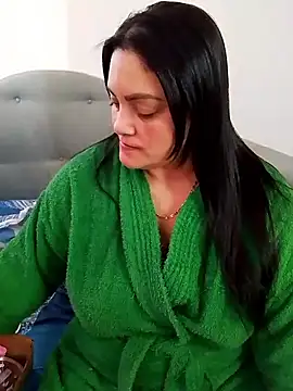 tiffany Johnson1 online show from December 2025 02:10:02 PM