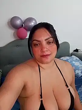 tiffany Johnson1 online show from February 2026 10:32:01 PM