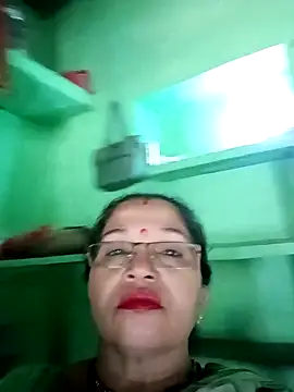 Manavi x online show from October 2025 09:54:02 AM