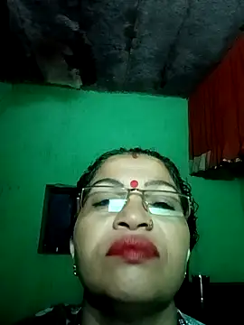 Manavi x online show from October 2025 09:48:02 PM