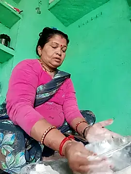 Manavi x online show from May 2026 01:53:01 AM