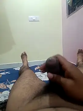 Snapshot of bobby3374 chatting on September 2025 01:37:02 PM bobby3374 online show from September 2025 01:37:02 PM