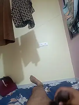 Snapshot of bobby3374 chatting on October 2025 05:27:02 PM bobby3374 online show from October 2025 05:27:02 PM