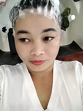 Lyly nuce online show from October 2025 06:22:01 AM