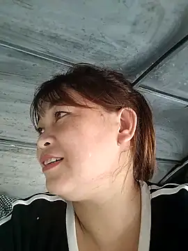 Lyly nuce online show from October 2025 09:56:02 AM
