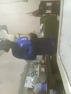 Bebicho14 online show from November 2025 02:15:01 AM