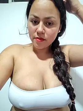 Snapshot of camila-titis chatting on October 2025 04:57:02 AM camila-titis online show from October 2025 04:57:02 AM