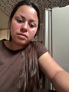 camila-titis online show from May 2026 08:00:02 PM