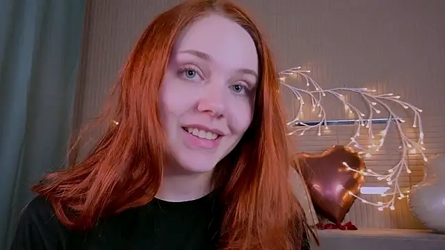 Snapshot of PollyVinice chatting on February 2026 01:54:01 PM PollyVinice online show from February 2026 01:54:01 PM