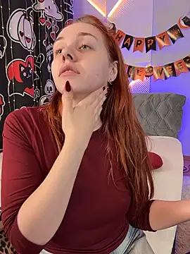 Snapshot of PollyVinice chatting on October 2025 12:39:02 PM PollyVinice online show from October 2025 12:39:02 PM