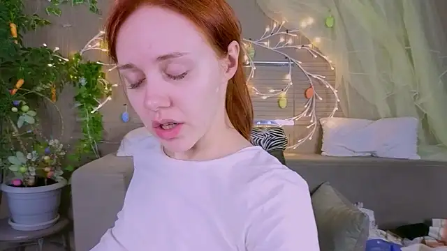 Snapshot of PollyVinice chatting on April 2026 08:45:01 PM PollyVinice online show from April 2026 08:45:01 PM