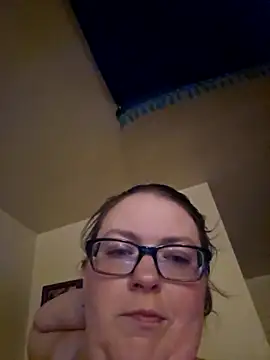 Yamiko42 online show from April 2026 12:53:02 PM