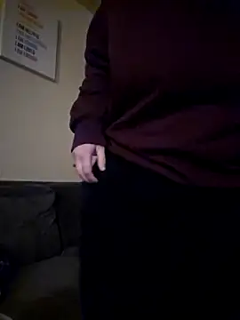 Snapshot of Yamiko42 chatting on March 2026 02:17:01 PM Yamiko42 online show from March 2026 02:17:01 PM