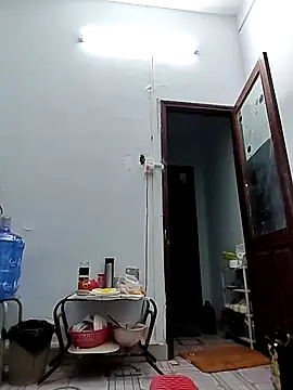 simsim-00 online show from November 2025 01:22:01 PM