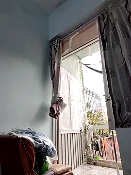 simsim-00 online show from March 2026 02:51:01 AM