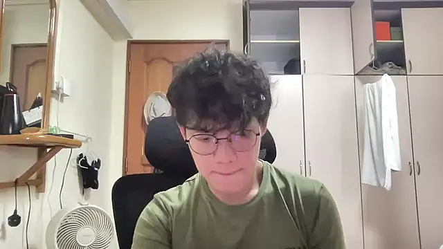 Passionatetwink2 online show from November 2025 07:35:01 AM