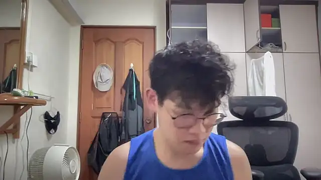 Passionatetwink2 online show from October 2025 09:32:02 AM