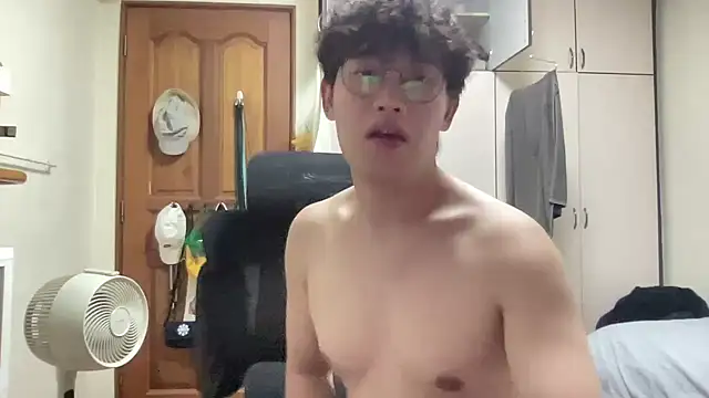 Passionatetwink2 online show from February 2026 11:33:02 AM