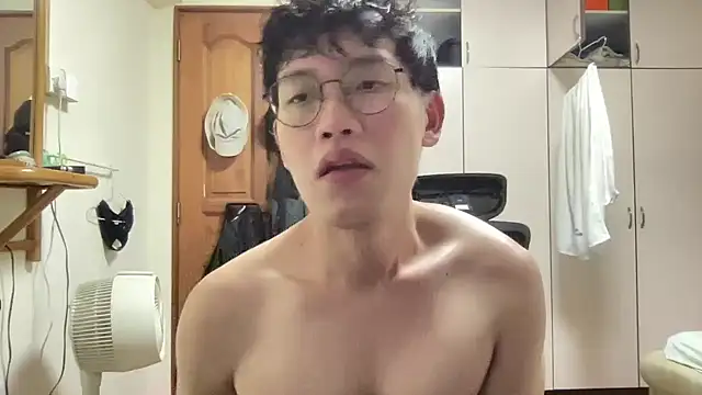 Passionatetwink2 online show from October 2025 02:18:01 PM