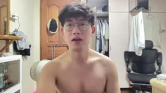 Passionatetwink2 online show from November 2025 11:10:02 AM