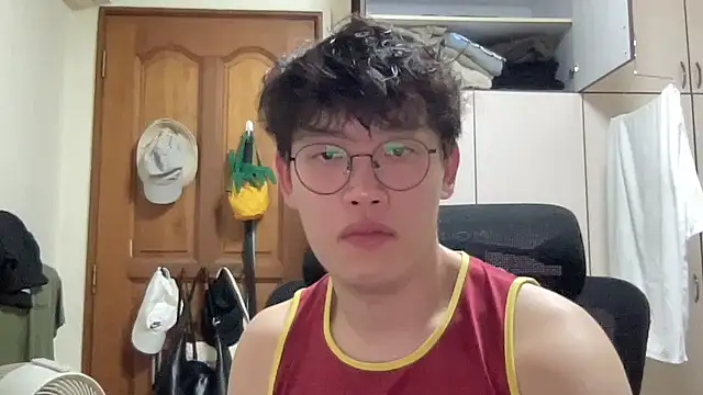 Passionatetwink2 online show from February 2026 11:42:02 AM