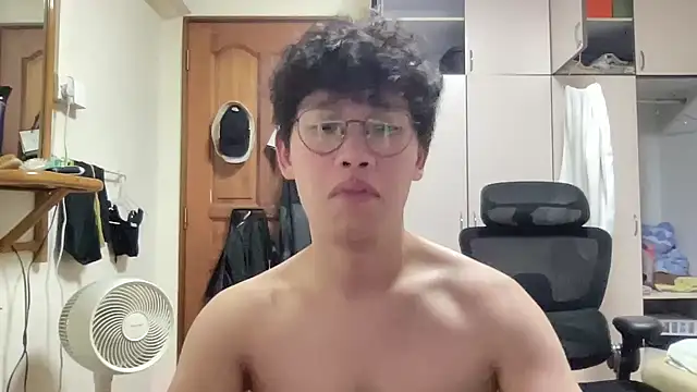 Passionatetwink2 online show from November 2025 04:11:01 PM