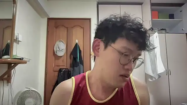 Passionatetwink2 online show from September 2025 05:42:02 AM