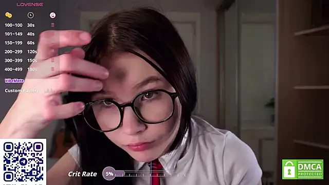 Snapshot of DelphaDivenere chatting on October 2025 05:14:02 PM DelphaDivenere online show from October 2025 05:14:02 PM